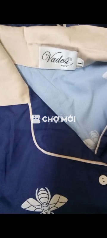 Xem dưới mô tả giúp e, giá TL tùy bộ nha chị em