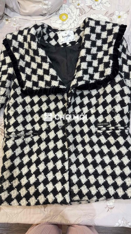 Áo khoác Kroche nữ caro đen trắng size L/XL