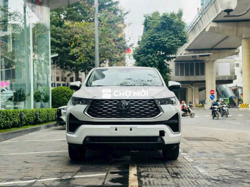 ✅ Toyota Innova Cross HEV✅-✅giảm tiền mặt ✅