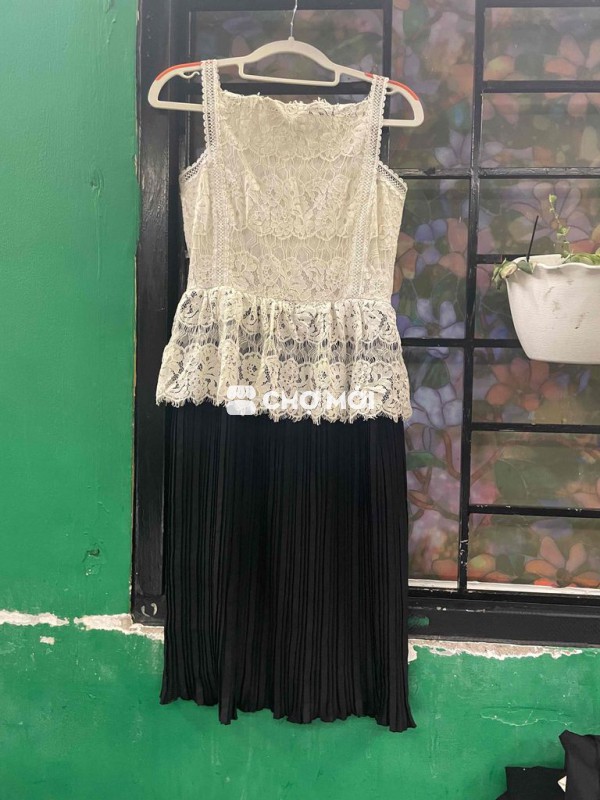 Đầm Zara Basic Nữ Ren size M