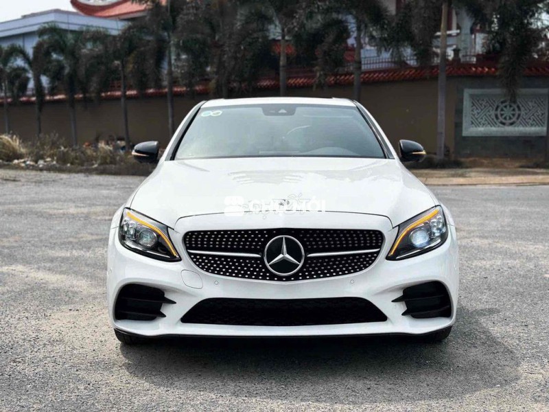 Mercedes Benz C Class 2019 C300 AMG - 70000 km