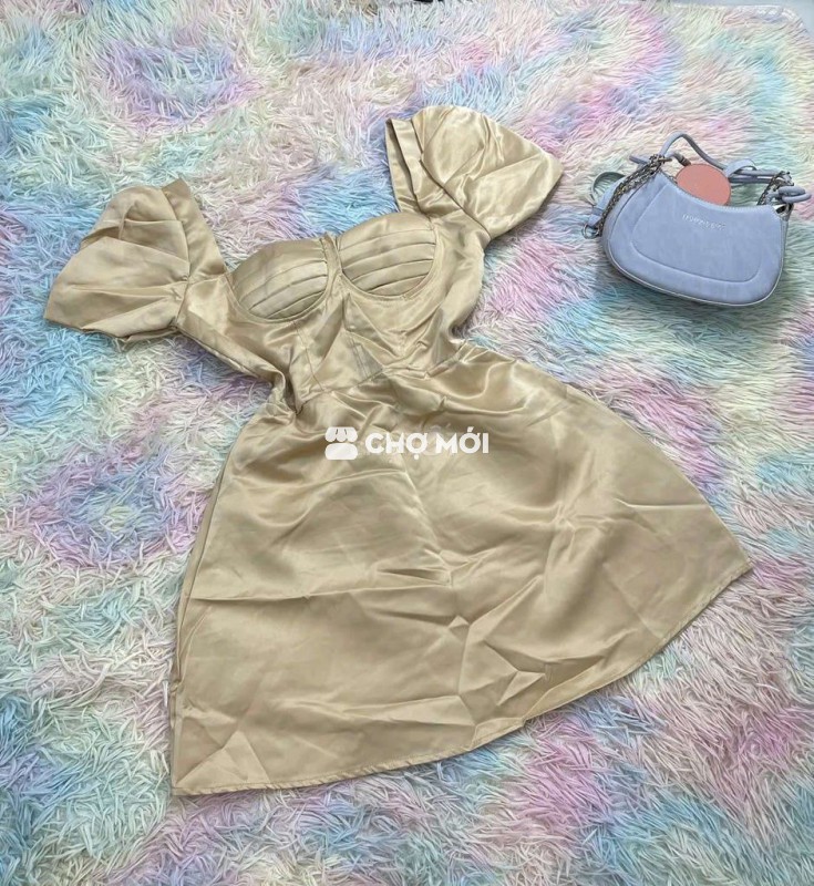 Đầm dự tiệc Nữ Satin màu Be