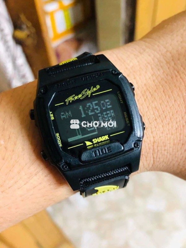 Đồng hồ Freestyle Shark Tide Đen