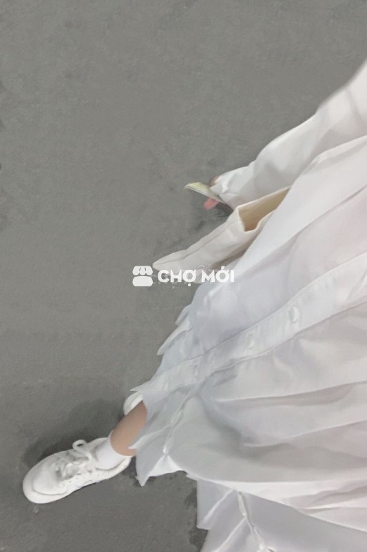 Váy sơ mi cổ tàu trắng