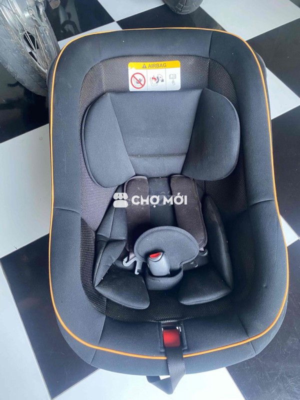 Thamh ly 1ghế ngồi oto trẻ em Takata Nhật noi địa