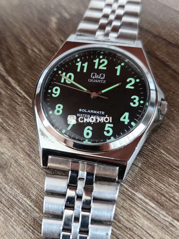 Đồng hồ Q&Q Solarmate Thép không gỉ Bạc 36