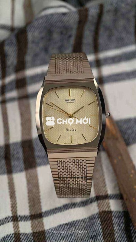 Đồng hồ Seiko Dolce Nam Vàng vỏ đá