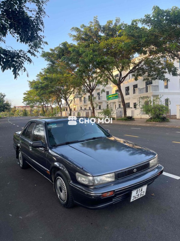 Nissan Bluebird 1992 - 456456 km