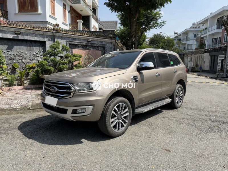 Bán Ford Everest 2020 Titanium 2 cầu full đẹp