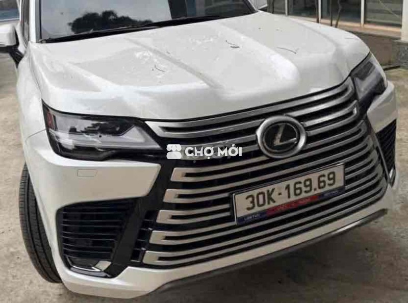 Lexus LX600 VIP 2025 1300km