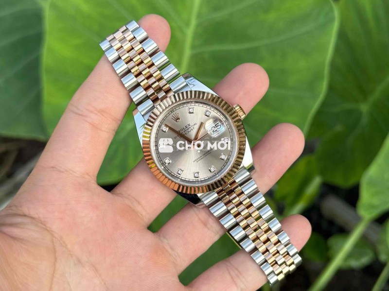 Em cần ra đi chiếc rô datejust