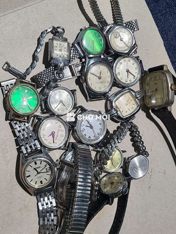 Lô cơ nữ 16 chiếc tự xử