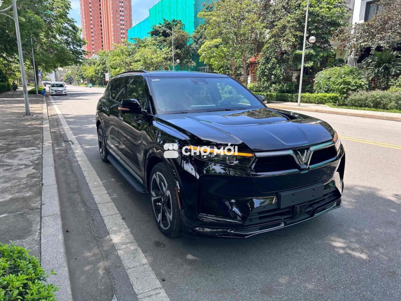 VinFast VF9 SX 2025 Plus mua pin