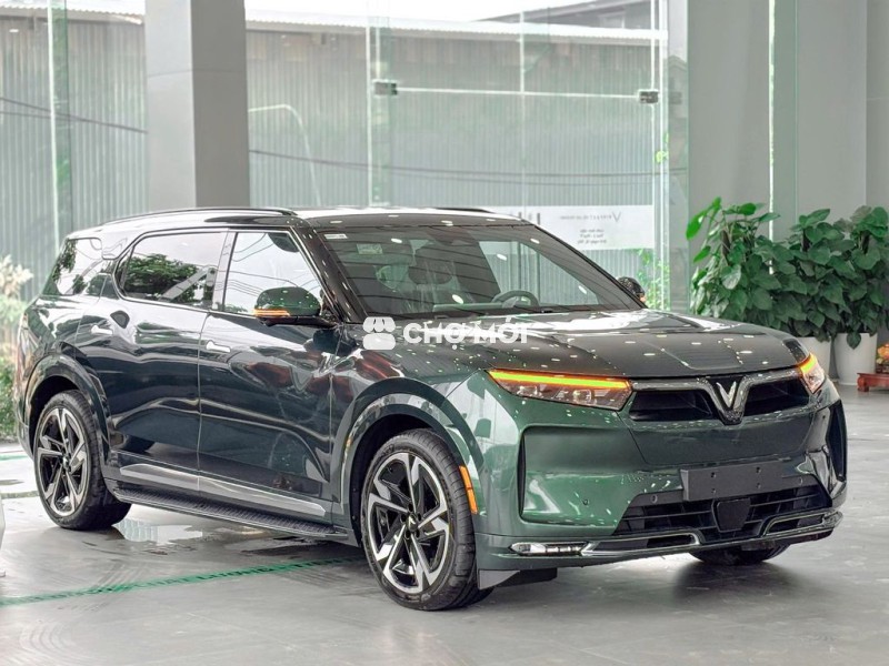 VinFast VF9 Giao Ngay Giá Tốt