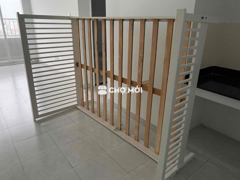Giường cũi gỗ trắng đơn giản