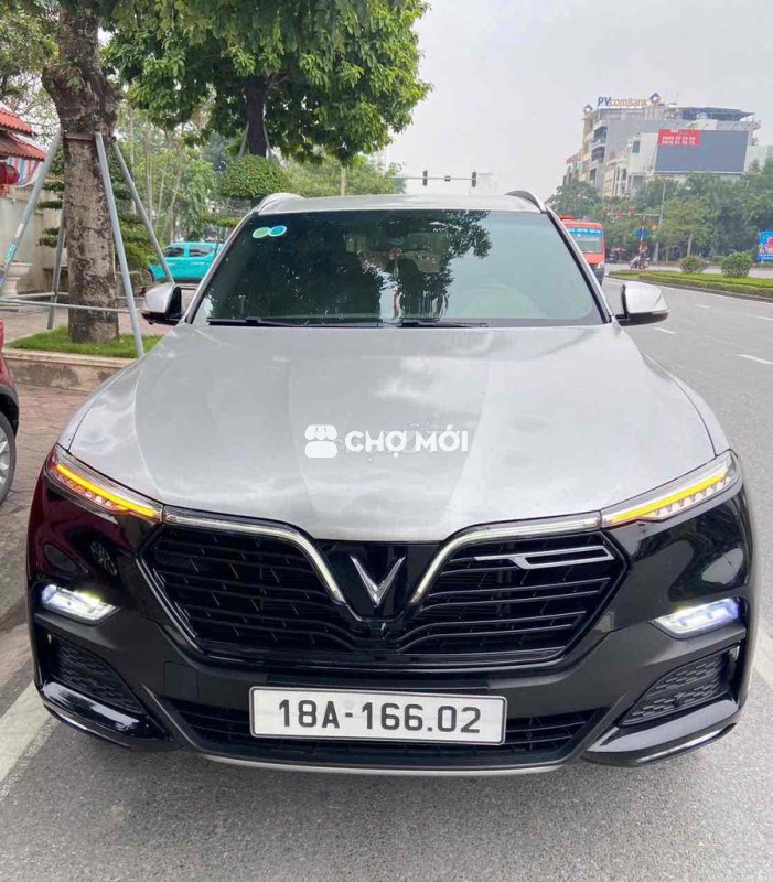 VinFast Lux SA2.0 2021 Plus 2.0 AT - 40000 km