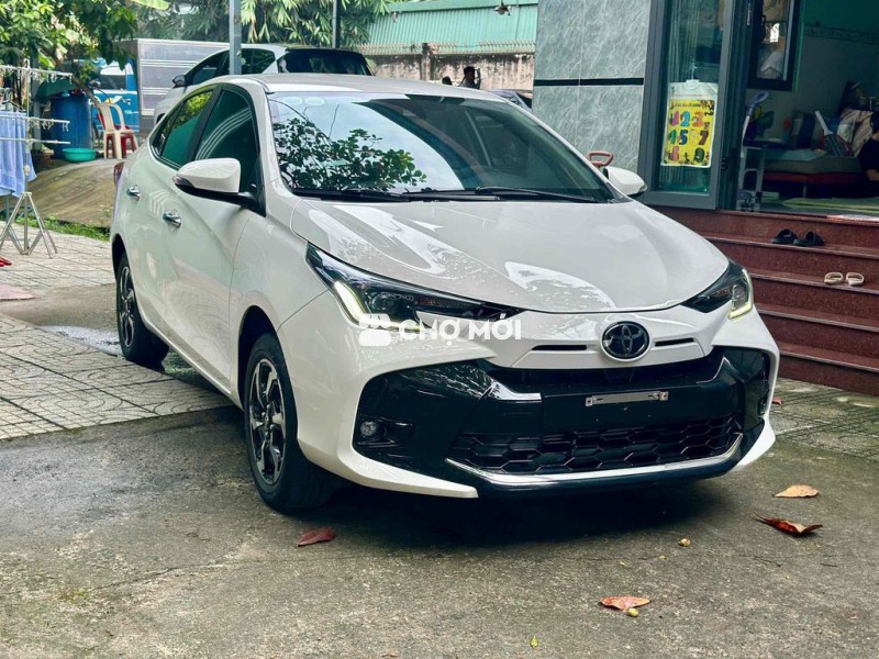 Toyota Vios 2023 G 40000 km Trắng