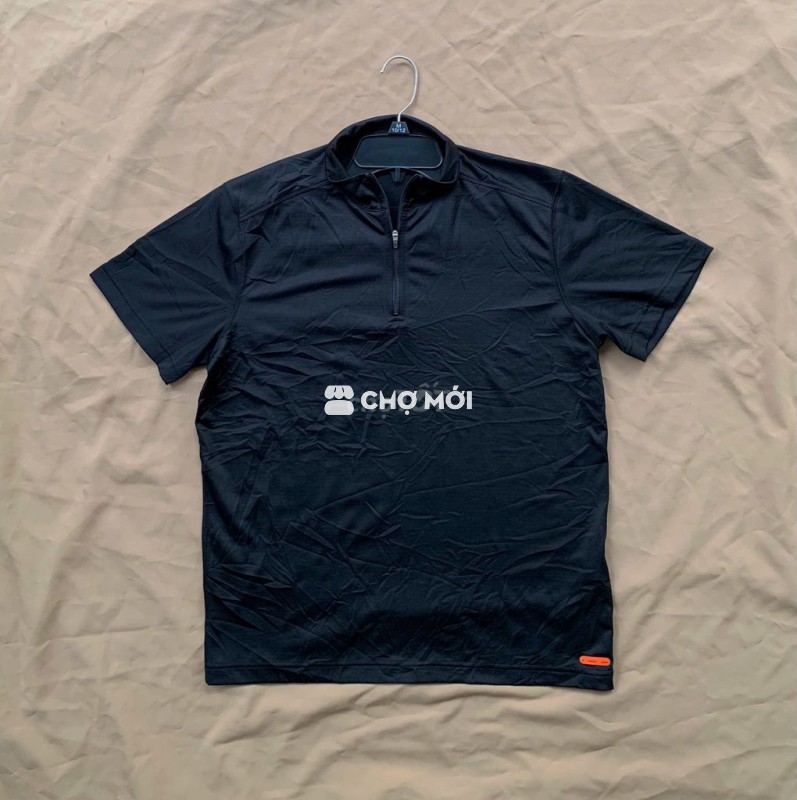 🔔Áo thun UNIQLO - màu đen sz L 63-70kg - FREE SHIP