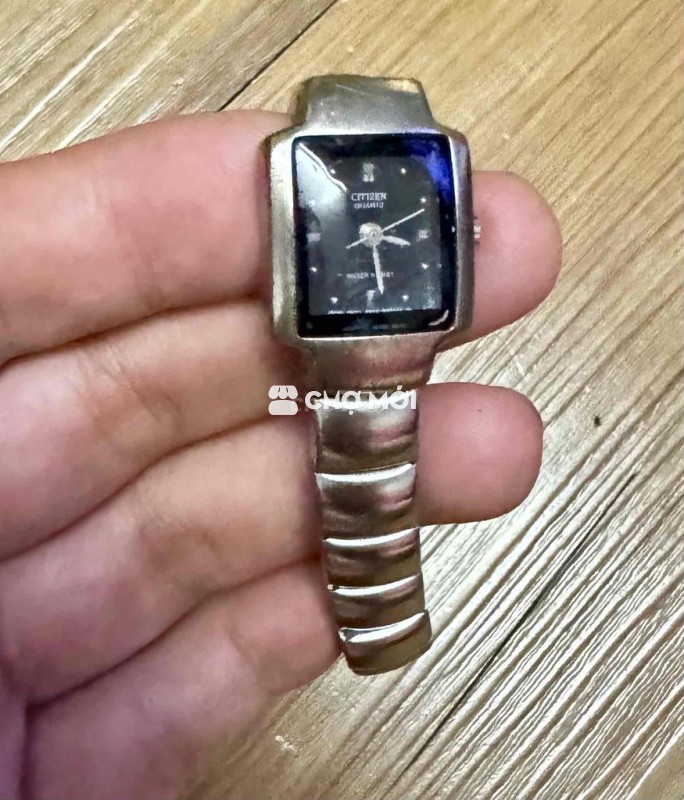 Đồng hồ Citizen Nữ Bạc Thép không gỉ