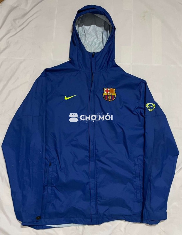 Khoác chống nước Nike Câu lạc bộ Bacerona  N60 d77