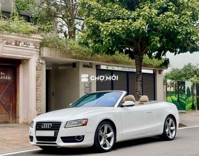 Audi Q5 2010 2.0 AT mui trần 2 cửa  - 60000 km