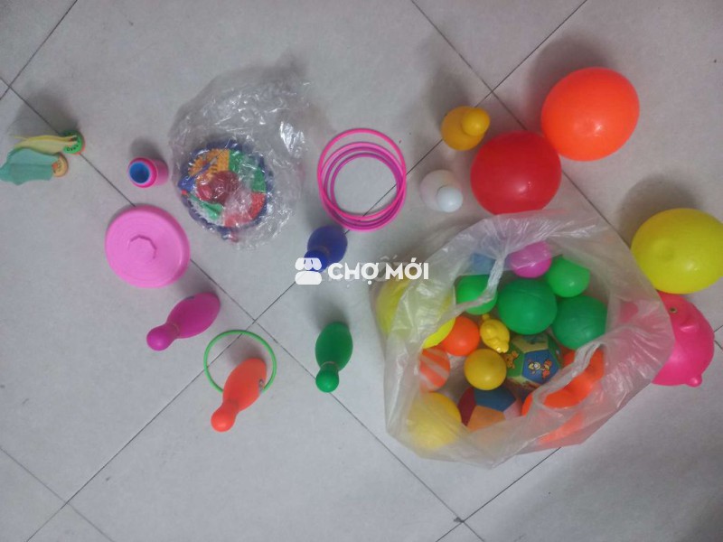 Đồ chơi trẻ em nhựa nhiều màu