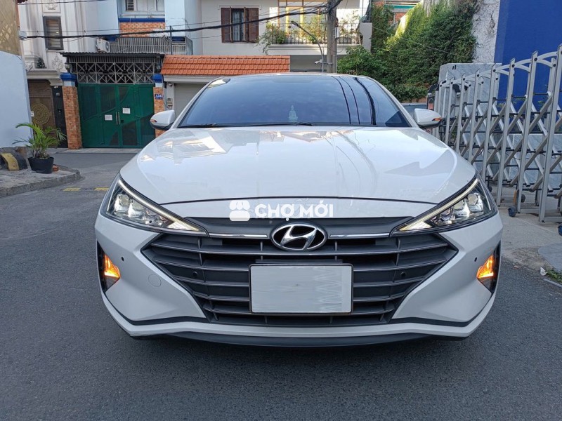 Hyundai Elantra 2021 2.0GLS màu trắng