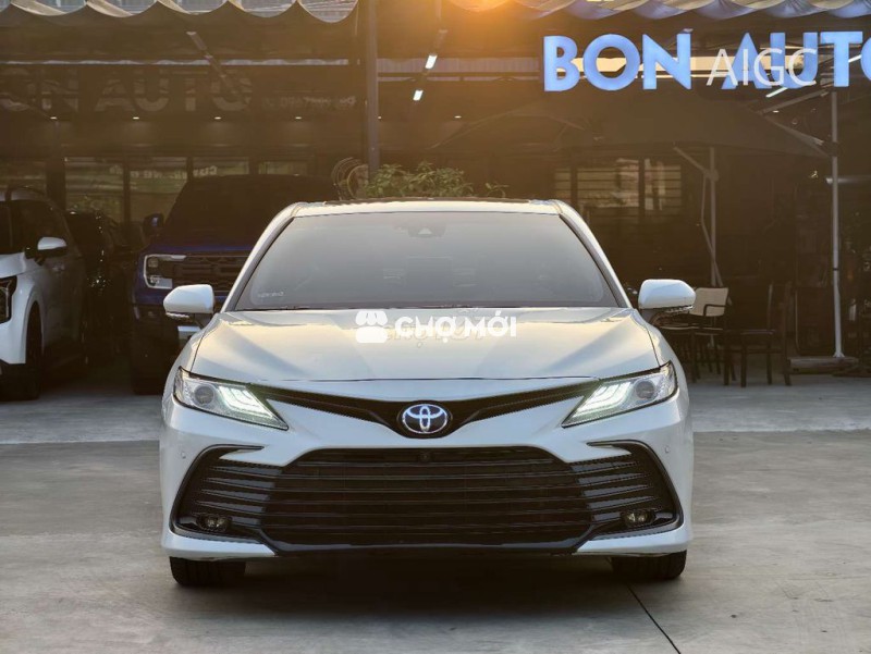 TOYOTA CAMRY 2.5Q 2022 MÀU TRẮNG