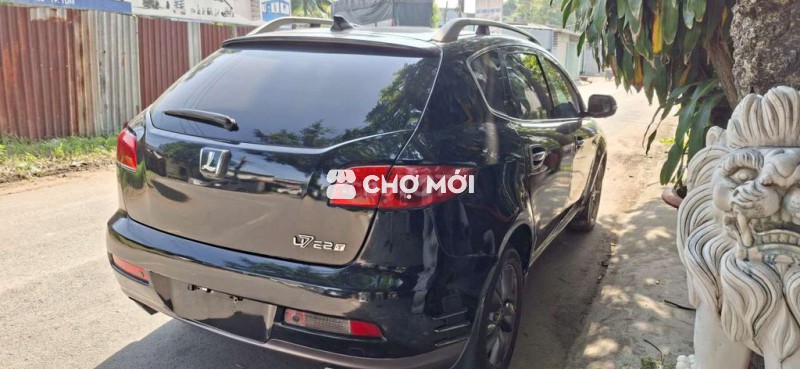 Luzgen U7 2011 2.2 bản víp Đen số tự động