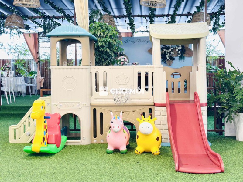 Khu vui chơi trẻ em Nhiều màu
