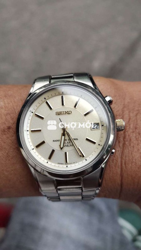 Đồng hồ đeo tay Seiko Radio Wave Control  Titanium