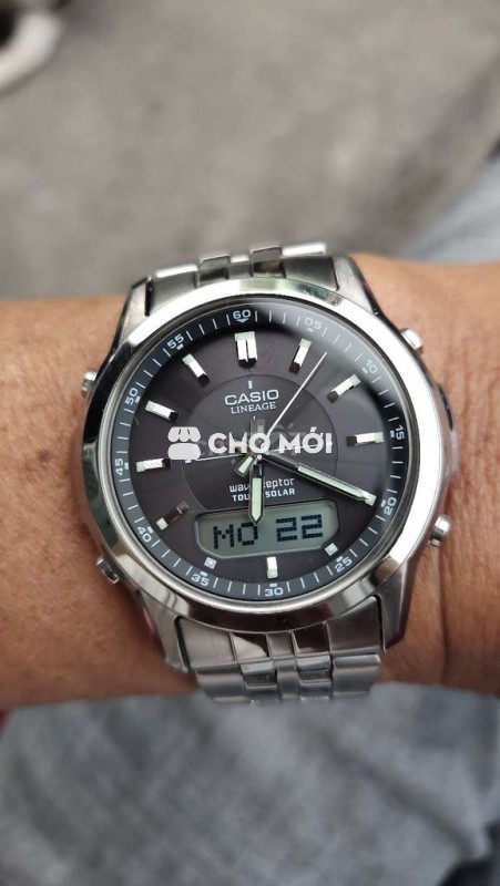 Đồng hồ Casio Lineage LCW-100T Nam Titanium Bạc