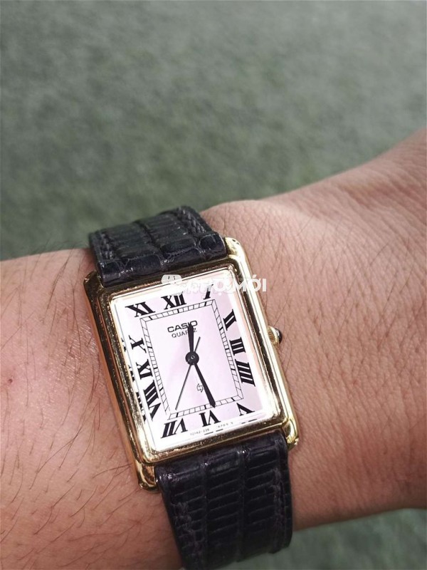 Đồng hồ Casio Tank Solo Nam Vàng Dây da