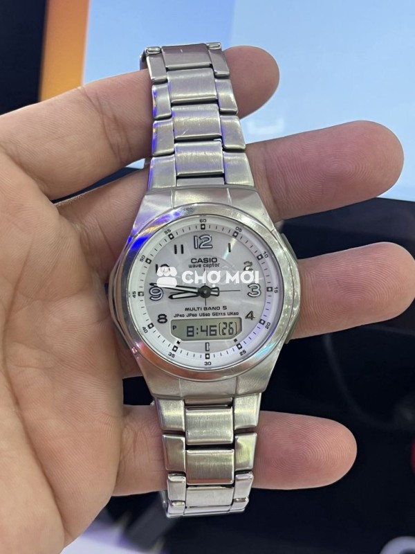 Đồng hồ Casio thép không gỉ Bạc
