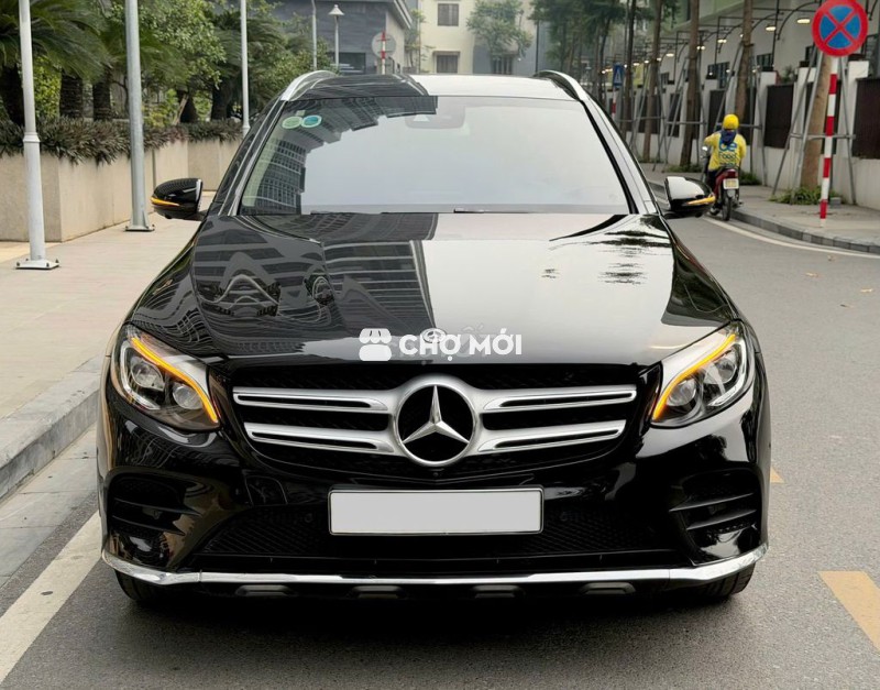 Mercedes GLC300 2018 Đen Kem