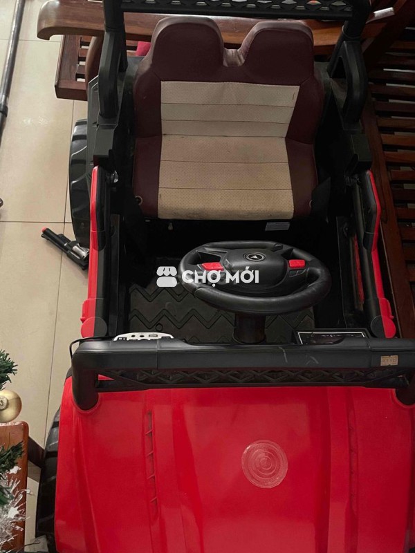 xe ôtô điện cho bé giá rẻ  trọng lượng 50kg