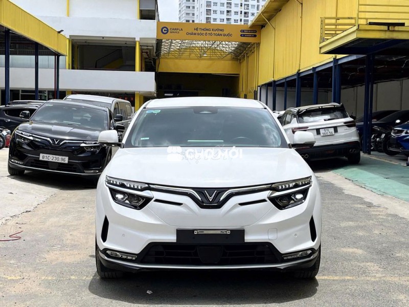 Vinfast VF8 ECO 2023 Trắng