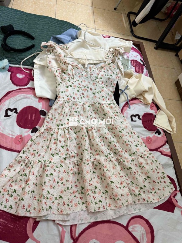 Váy 2 dây nữ Hoa nhí Trắng hồng