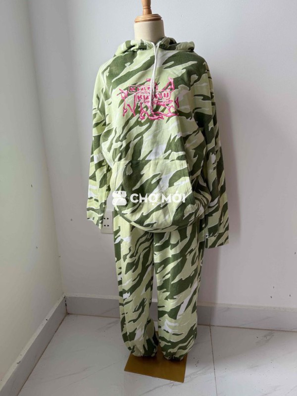 Bộ hoodie rằn ri xanh vải nỉ