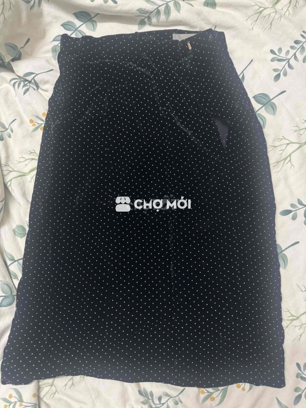 Váy Nhung Nữ Chấm bi Đen