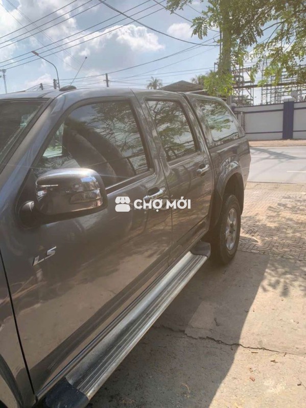 Toyota Fortuner 2010 2 cầu