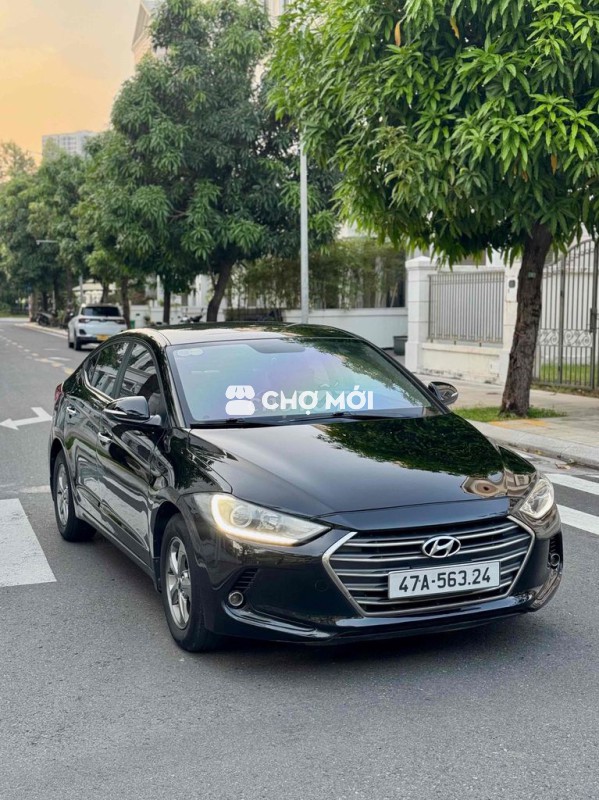 Hyundai Elantra 2019 1.6 MT bản full GLS