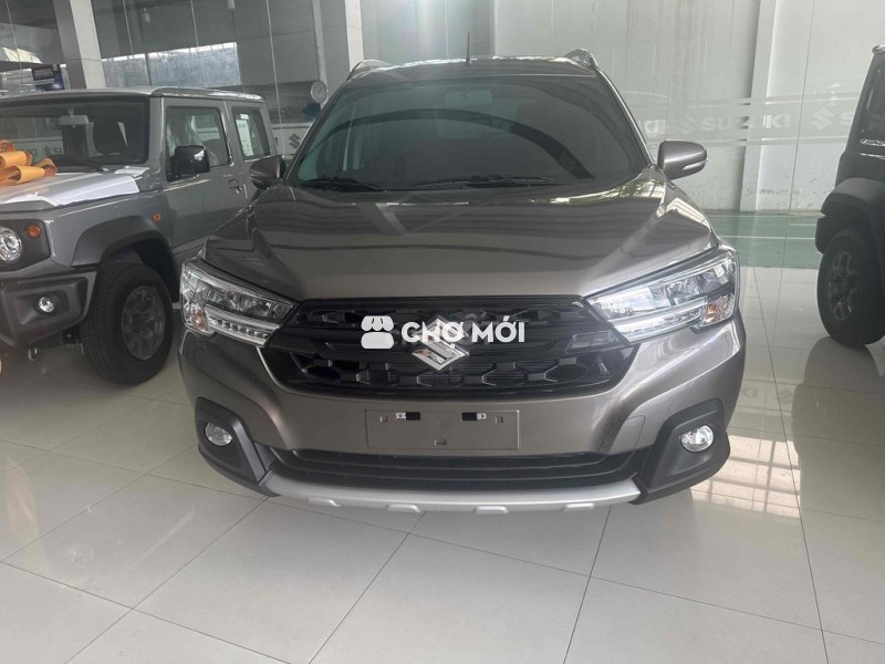 Suzuki XL7 2025 bảng hybrid giảm mạnh bao hs khó