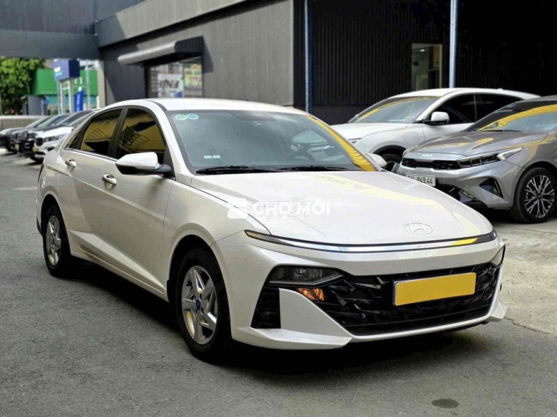 Hyundai Accent 2025 1.5AT 2600 km