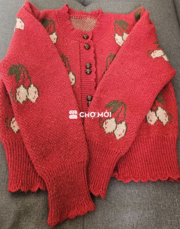Áo len nữ len đỏ họa tiết cherry