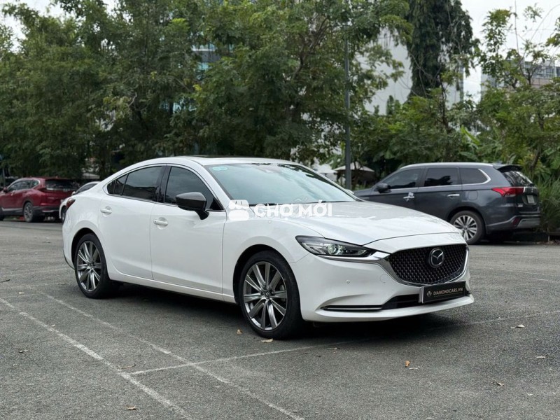 Mazda 6 2022 Signature Premium 2.5 AT - 16000 km