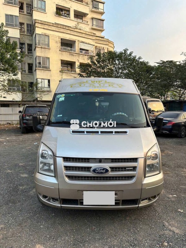 Ford Transit tải van 3 chỗ 940kg