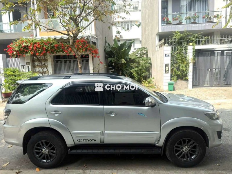 Toyota Fortuner 2016 Dầu Số sàn Bạc