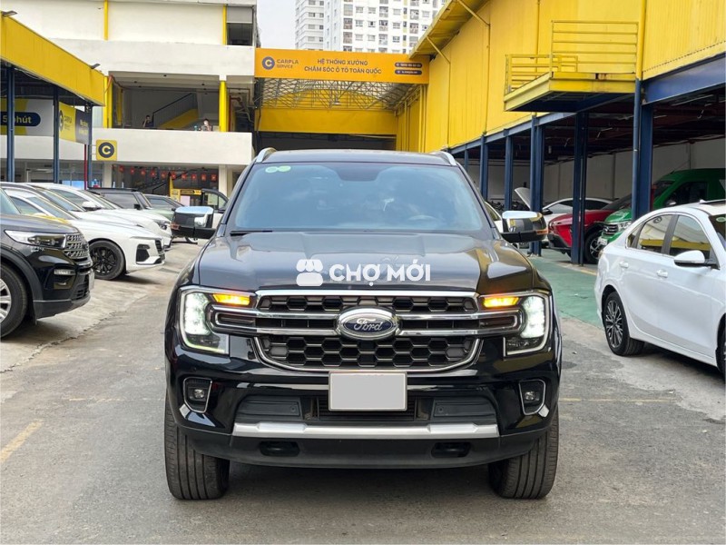 FORD EVEREST TITANIUM 2.0 4X2 AT 2022 CTY XUẤT HĐ