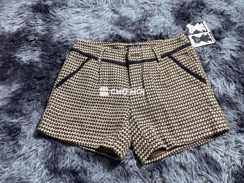 Quần short nữ VINEEYA dạ size M ( eo 70-72)